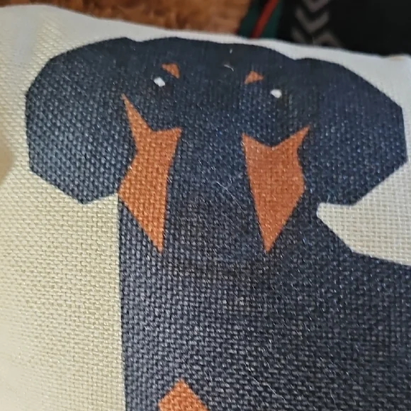 New Utopia Bedding 2 Dachshund Print Throw Pillows set zippered 12 x 20 - Picture 9 of 16